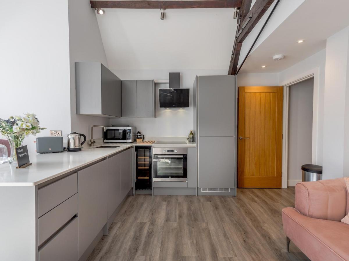 Pass The Keys Dahlia Contemporary Town Centre Apartment Shrewsbury Zewnętrze zdjęcie