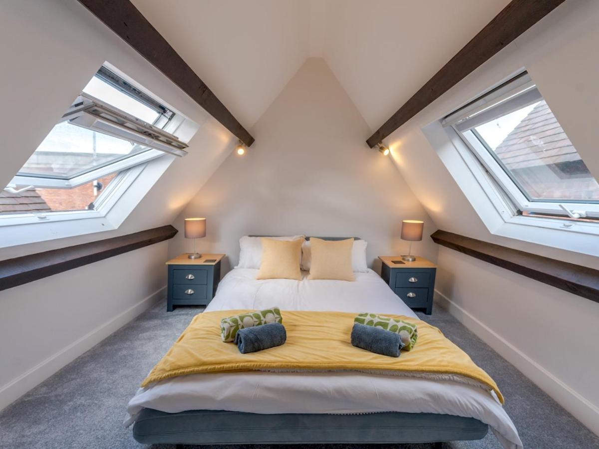 Pass The Keys Dahlia Contemporary Town Centre Apartment Shrewsbury Zewnętrze zdjęcie